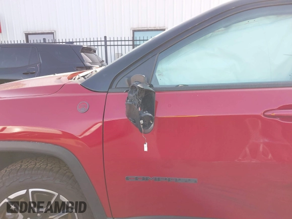 2025 Jeep Compass Trailhawk z VIN 3C4NJDDN0ST551132, wystawiony jako IAAI lot #41905784 z przebiegiem 1 573 mil mil oraz . Historia ofert i sprzedaży dostępna na DreamBid. Obrazek 18.