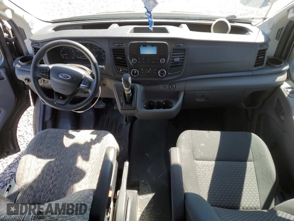 2020 Ford Transit z VIN 1FTYE2C83LKA21094, wystawiony jako Copart lot #51489834 z przebiegiem 116 934 mil mil oraz Szkoda całkowita • Salvage title. Historia ofert i sprzedaży dostępna na DreamBid. Obrazek 8.