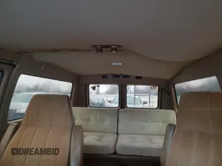 1981 Chevrolet Chevy Van z VIN 1G8EG25L4B7106150, wystawiony jako Copart lot #84432694 z przebiegiem 77 928 mil mil oraz Czysty tytuł • Clean title. Historia ofert i sprzedaży dostępna na DreamBid. Obrazek 10.