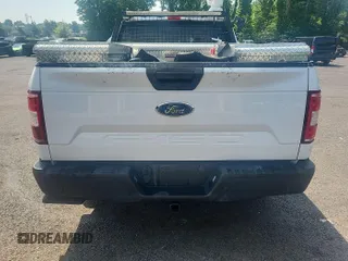 2019 Ford F-150 XL z VIN 1FTEX1C54KKD52066, wystawiony jako IAAI lot #42454492 z przebiegiem 114 110 mil mil oraz . Historia ofert i sprzedaży dostępna na DreamBid. Obrazek 1.