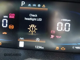 2025 Hyundai Elantra SE z VIN KMHLL4DG8SU938824, wystawiony jako IAAI lot #42022984 z przebiegiem 1234 mil mil oraz . Historia ofert i sprzedaży dostępna na DreamBid. Obrazek 15.