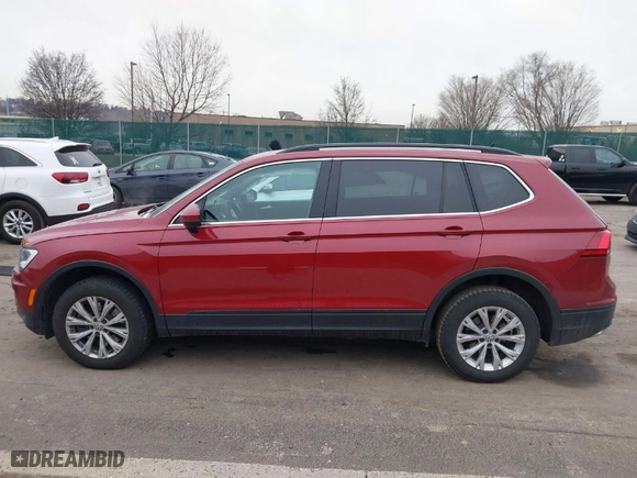2019 Volkswagen Tiguan SE with VIN 3VV2B7AX3KM044275, listed as a IAAI auction lot 41555655 with 56,501 mi miles. Bid and sale history available at carsss.com. Image 15.