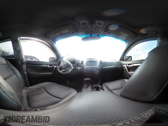 2014 Kia Sorento EX with VIN 5XYKUDA73EG468614, listed as a IAAI auction lot 41721133 with 114,297 mi miles. Bid and sale history available at carsss.com. Image 18.