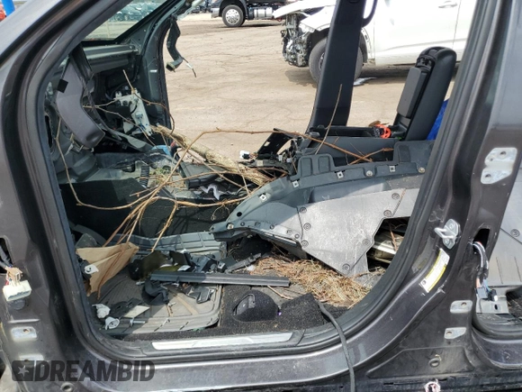 2019 Dodge Durango R/T with VIN 1C4SDJCT2KC676671, listed as a Copart auction lot 55654095 with Not provided miles and Salvage title. Bid and sale history available at DreamBid. Image 7.