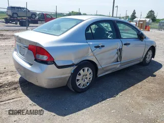 2010 Honda Civic DX-VP z VIN 2HGFA1F3XAH503936, wystawiony jako IAAI lot #42241603 z przebiegiem 199 931 mil mil oraz . Historia ofert i sprzedaży dostępna na DreamBid. Obrazek 4.