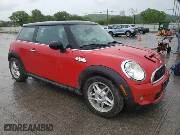 2010 MINI Hardtop S with VIN WMWMF7C50ATZ68936, listed as a Copart auction lot 53692015 with 122,195 mi miles and Salvage Title. Bid and sale history available at DreamBid. Image 4.