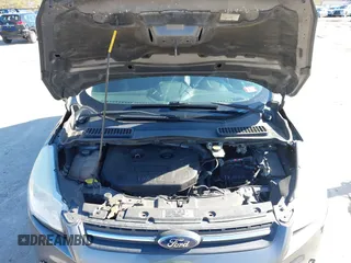 2013 Ford Escape SE with VIN 1FMCU9G9XDUA02777, listed as a IAAI auction lot 42011262 with 190,274 mi miles. Bid and sale history available at carsss.com. Image 10.