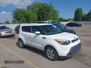 2015 Kia Soul z VIN KNDJN2A24F7221196, wystawiony jako IAAI lot #42498922 z przebiegiem 106 359 mil mil oraz . Historia ofert i sprzedaży dostępna na DreamBid. Obrazek 1.