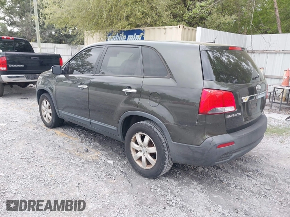 2012 Kia Sorento LX with VIN 5XYKT3A14CG219860, listed as a IAAI auction lot 41917360 with 209,107 mi miles. Bid and sale history available at carsss.com. Image 3.