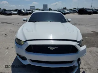 2015 Ford Mustang GT z VIN 1FA6P8CF2F5380061, wystawiony jako Copart lot #55705915 z przebiegiem 124 230 mil mil oraz Szkody całkowita. Historia ofert i sprzedaży dostępna na DreamBid. Obrazek 5.