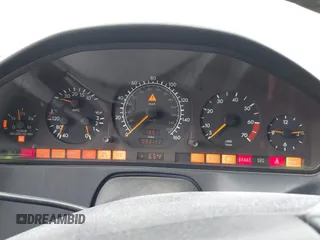 1996 Mercedes-Benz SL-Class with VIN WDBFA67F6TF131910, listed as a IAAI auction lot 41797208 with 93,122 mi miles. Bid and sale history available at carsss.com. Image 7.