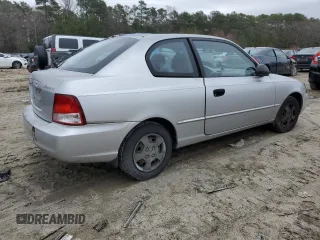 2002 Hyundai Accent GL with VIN KMHCG35CX2U210657, listed as a Copart auction lot 85131504 with 91,354 mi miles and Clean Title. Bid and sale history available at carsss.com. Image 3.