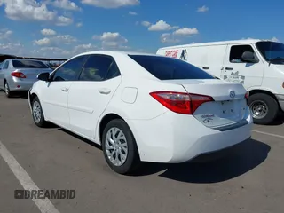 2018 Toyota Corolla L z VIN 2T1BURHE3JC076160, wystawiony jako IAAI lot #42395672 z przebiegiem 77 101 mil mil oraz . Historia ofert i sprzedaży dostępna na DreamBid. Obrazek 3.