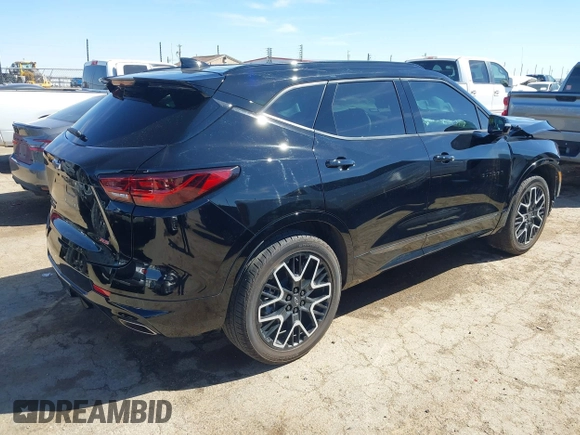 2024 Chevrolet Blazer RS z VIN 3GNKBERS3RS271667, wystawiony jako IAAI lot #41702013 z przebiegiem Nie podano mil oraz . Historia ofert i sprzedaży dostępna na DreamBid. Obrazek 4.