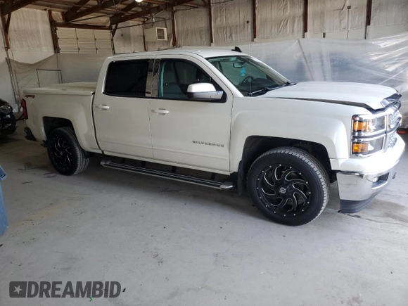2015 Chevrolet Silverado 1500 LT with VIN 3GCUKREC6FG464613, listed as a Copart auction lot 51180085 with 93,304 mi miles and Salvage Title. Bid and sale history available at DreamBid. Image 4.
