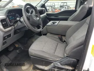 2023 Ford F-150 XL with VIN 1FTMF1CB1PKE33005, listed as a Copart auction lot 44924015 with 54,918 mi miles and Salvage Title. Bid and sale history available at carsss.com. Image 7.