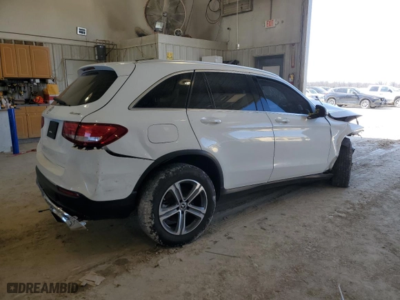 2019 Mercedes-Benz GLC with VIN WDC0G4KB3KF570747, listed as a Copart auction lot 48376425 with NaN miles and Clean Title. Bid and sale history available at carsss.com. Image 3.