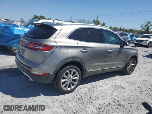 2017 Lincoln MKC Select z VIN 5LMCJ2C95HUL32724, wystawiony jako Copart lot #48186215 z przebiegiem 94 160 mil mil oraz Szkoda całkowita • Salvage title. Historia ofert i sprzedaży dostępna na DreamBid. Obrazek 3.