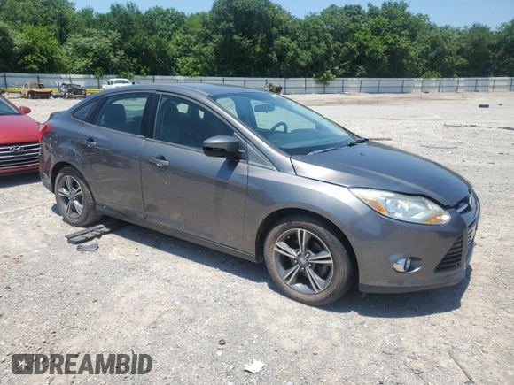 2012 Ford Focus SE with VIN 1FAHP3F27CL450763, listed as a Copart auction lot 61091755 with Not provided miles and Clean title. Bid and sale history available at DreamBid. Image 4.