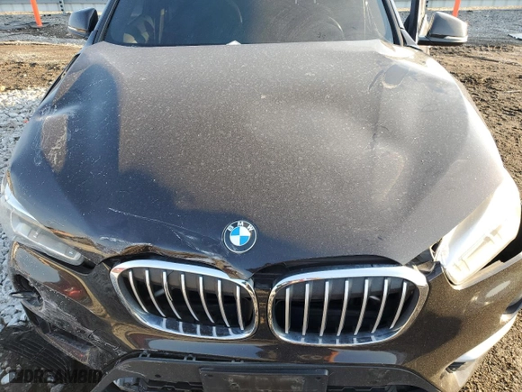 2017 BMW X1 xDrive28i with VIN WBXHT3C32H5F70488, listed as a Copart auction lot 47505115 with 0 mi miles and Salvage Title. Bid and sale history available at carsss.com. Image 12.