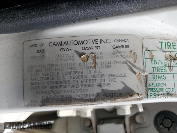 1996 Geo Tracker z VIN 2CNBE1364T6909947, wystawiony jako Copart lot #54411835 z przebiegiem 171 862 mil mil oraz Szkoda całkowita • Salvage title. Historia ofert i sprzedaży dostępna na DreamBid. Obrazek 13.