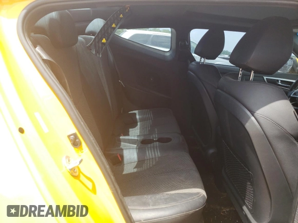 2016 Hyundai Veloster z VIN KMHTC6AD8GU278670, wystawiony jako Copart lot #57315695 z przebiegiem 89 496 mil mil oraz Szkoda całkowita • Salvage title. Historia ofert i sprzedaży dostępna na DreamBid. Obrazek 10.