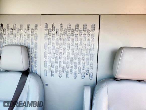 2018 Ford Transit с VIN 1FTYR2XG5JKB53423, выставлен на аукционе Copart как лот 57628365 с пробегом 123 202 миль миль и Списание • Salvage title. История ставок и продаж доступна на DreamBid. Изображение 10.