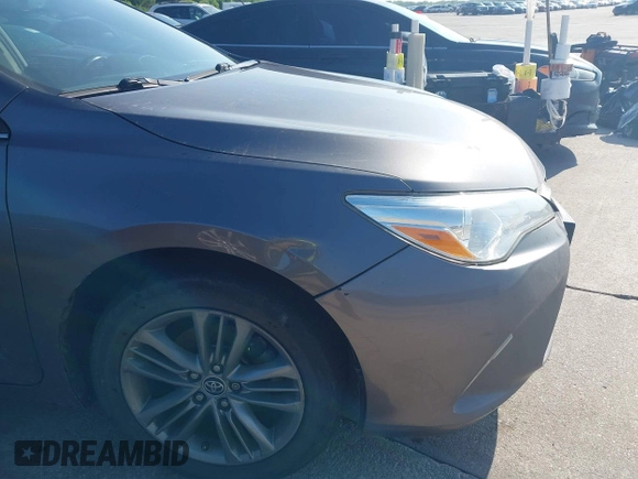 2015 Toyota Camry XLE with VIN 4T1BF1FK3FU927545, listed as a IAAI auction lot 42088944 with 293,029 mi miles and . Bid and sale history available at DreamBid. Image 19.