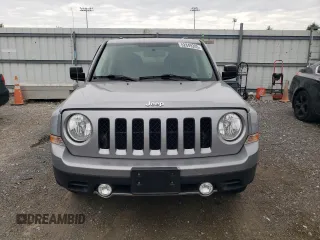 2017 Jeep Patriot High Altitude z VIN 1C4NJPFA8HD188251, wystawiony jako Copart lot #52849205 z przebiegiem 66 983 mil mil oraz Szkoda całkowita • Salvage title. Historia ofert i sprzedaży dostępna na DreamBid. Obrazek 5.