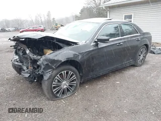 2013 Chrysler 300 S z VIN 2C3CCAGG2DH659829, wystawiony jako IAAI lot #41726809 z przebiegiem 149 908 mil mil oraz . Historia ofert i sprzedaży dostępna na DreamBid. Obrazek 21.