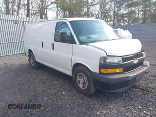 2020 Chevrolet Express Cargo with VIN 1GCWGAFPXL1145075, listed as a IAAI auction lot 41215528 with 115,466 mi miles and . Bid and sale history available at DreamBid. Image 1.