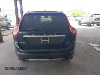 2016 Volvo XC60 T5 Premier с VIN YV4612RK7G2828503, выставлен на аукционе IAAI как лот 42176880 с пробегом 64 324 миль миль и . История ставок и продаж доступна на DreamBid. Изображение 15.