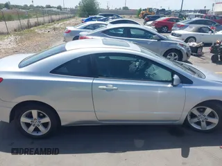 2008 Honda Civic EX-L z VIN 2HGFG12908H505214, wystawiony jako IAAI lot #42229144 z przebiegiem 172 749 mil mil oraz . Historia ofert i sprzedaży dostępna na DreamBid. Obrazek 13.