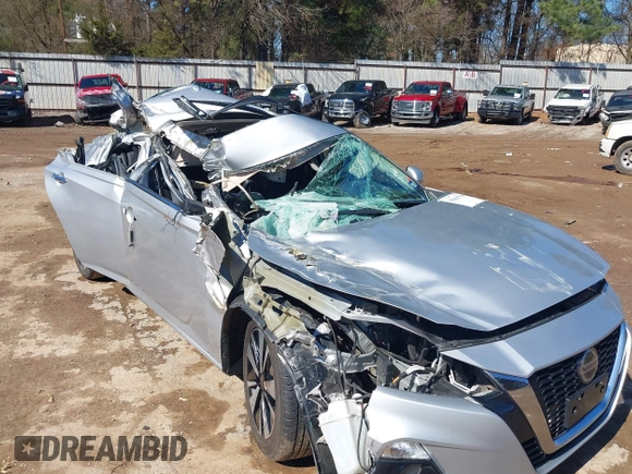 2019 Nissan Altima 2.5 SL with VIN 1N4BL4EV0KC156204, listed as a IAAI auction lot 41663798 with 131,117 mi miles. Bid and sale history available at carsss.com. Image 6.