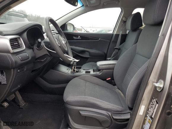 2017 Kia Sorento L with VIN 5XYPG4A32HG263302, listed as a Copart auction lot 49800575 with 91,670 mi miles and Clean Title. Bid and sale history available at carsss.com. Image 7.