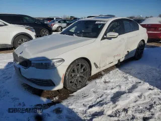 2019 BMW 5 Series 530i xDrive z VIN WBAJA7C57KWW07303, wystawiony jako Copart lot #41767735 z przebiegiem Nie podano mil oraz Szkoda całkowita • Salvage title. Historia ofert i sprzedaży dostępna na DreamBid. Obrazek 1.