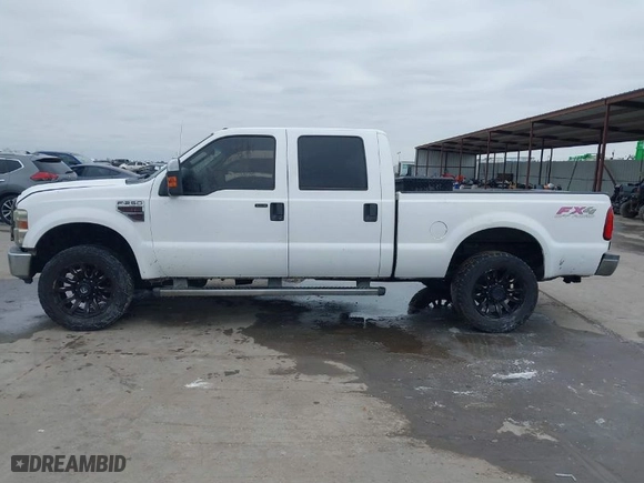 2009 Ford Super Duty F-250 SRW XL with VIN 1FTSW21R99EB17754, listed as a IAAI auction lot 41625484 with 394,625 mi miles. Bid and sale history available at carsss.com. Image 14.