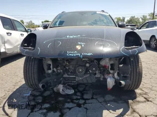 2020 Porsche Macan with VIN WP1AA2A55LLB08011, listed as a Copart auction lot 57046245 with 40,521 mi miles and Salvage title. Bid and sale history available at DreamBid. Image 5.
