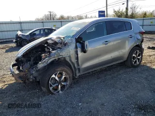 2020 Kia Sportage LX with VIN KNDPMCAC5L7753158, listed as a Copart auction lot 52417295 with 34,390 mi miles and Salvage Title. Bid and sale history available at carsss.com. Image 1.