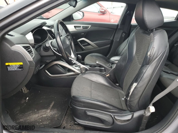 2015 Hyundai Veloster with VIN KMHTC6AD2FU235151, listed as a Copart auction lot 43692675 with 105,798 mi miles and Clean Title. Bid and sale history available at carsss.com. Image 7.