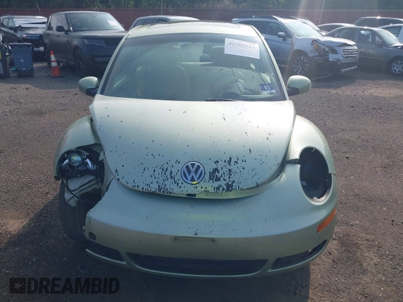 2009 Volkswagen Beetle S with VIN 3VWRW31C29M501964, listed as a IAAI auction lot 42388544 with 99,674 mi miles and . Bid and sale history available at DreamBid. Image 12.