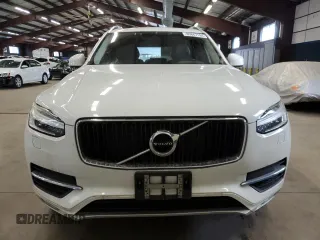 2016 Volvo XC90 Momentum with VIN YV4102XK2G1081799, listed as a Copart auction lot 85867184 with 92,638 mi miles and Clean Title. Bid and sale history available at carsss.com. Image 5.