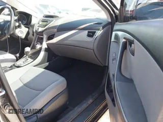 2012 Hyundai Elantra Limited с VIN KMHDH4AE7CU247956, выставлен на аукционе IAAI как лот 42272288 с пробегом 132 340 миль миль и . История ставок и продаж доступна на DreamBid. Изображение 5.