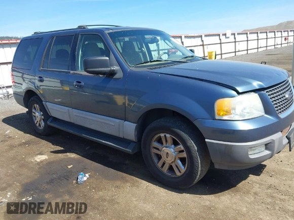 2003 Ford Expedition Special Service z VIN 1FMFU15L93LB76356, wystawiony jako IAAI lot #42025355 z przebiegiem 246 060 mil mil oraz . Historia ofert i sprzedaży dostępna na DreamBid. Obrazek 1.