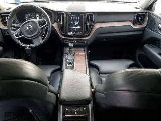 2019 Volvo XC60 Inscription with VIN LYV102RLXKB227618, listed as a Copart auction lot 89004055 with 41,981 mi miles and Salvage Title. Bid and sale history available at carsss.com. Image 8.