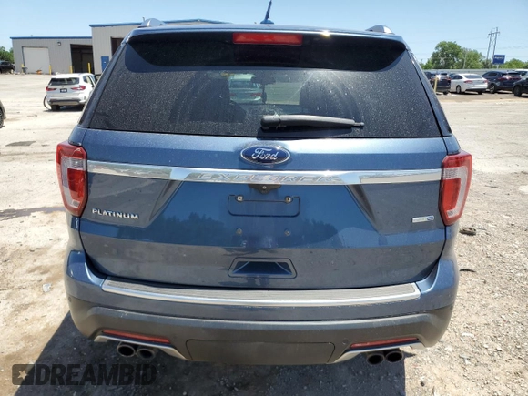 2018 Ford Explorer Platinum z VIN 1FM5K8HT4JGA54385, wystawiony jako Copart lot #57814475 z przebiegiem 105 489 mil mil oraz Szkoda całkowita • Salvage title. Historia ofert i sprzedaży dostępna na DreamBid. Obrazek 6.