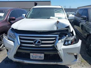 2015 Lexus GX 460 with VIN JTJBM7FX5F5109248, listed as a IAAI auction lot 41968396 with 93,318 mi miles and . Bid and sale history available at carsss.com. Image 13.
