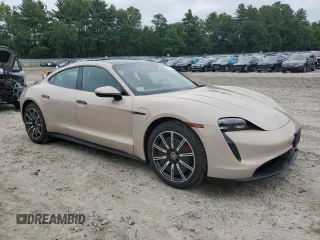 2022 Porsche Taycan 4S z VIN WP0AB2Y10NSA45834, wystawiony jako Copart lot #64102415 z przebiegiem 32 488 mil mil oraz Szkoda całkowita • Salvage title. Historia ofert i sprzedaży dostępna na DreamBid. Obrazek 4.