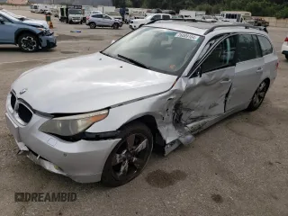 2006 BMW 5 Series 530xi with VIN WBANN73506CN00980, listed as a Copart auction lot 76089104 with 62,515 mi miles and Salvage Title. Bid and sale history available at carsss.com. Image 1.