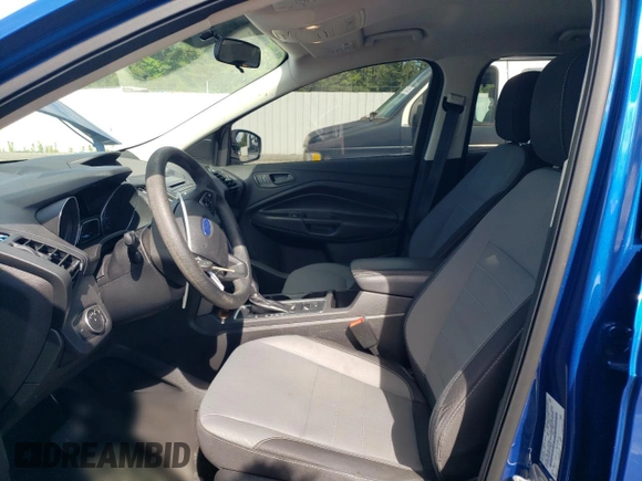 2018 Ford Escape S z VIN 1FMCU0F76JUC55683, wystawiony jako Copart lot #57614815 z przebiegiem 70 557 mil mil oraz Szkoda całkowita • Salvage title. Historia ofert i sprzedaży dostępna na DreamBid. Obrazek 7.